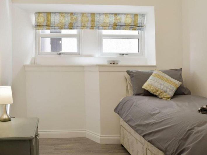 Courtyard Holiday Apartments Inverkeithing Esterno foto